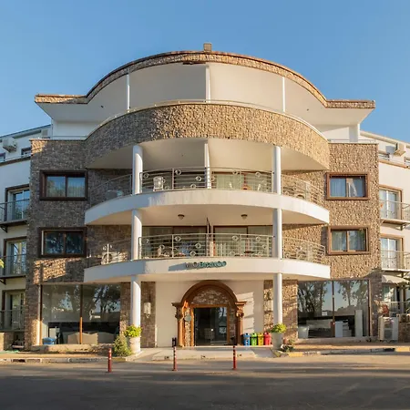 Ladonia Mio Bianco 4*